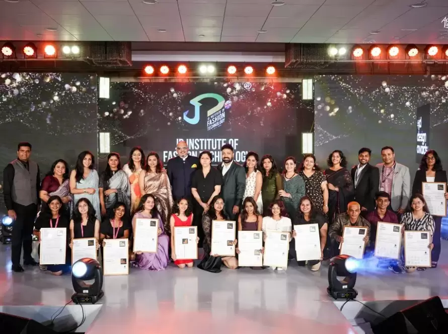 JD Fashion Awards Unveils a Spectacle of Creativity and Innovation Thumbnail